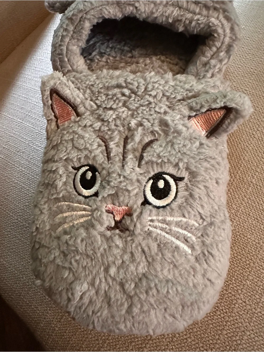 Plush Gray Cat Slippers size 8.5-9